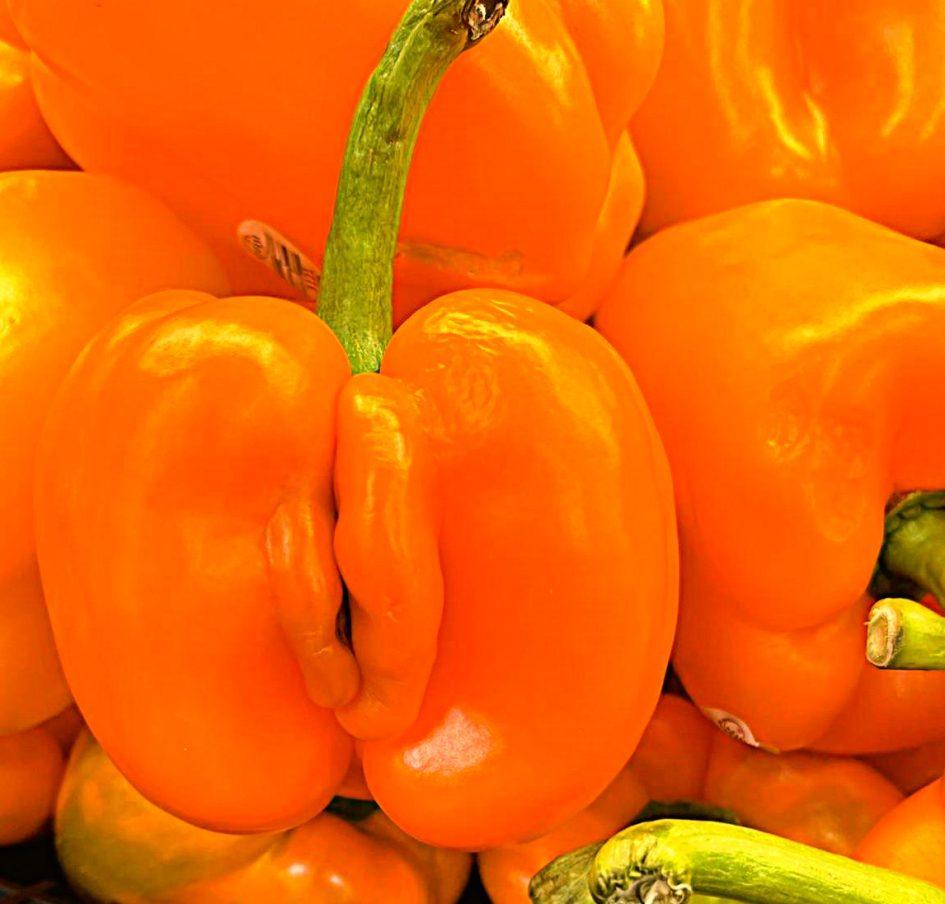 red pepper pimiento rojo sexy vulva vagina